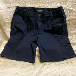5.11 Women’s Shorts Size 14
